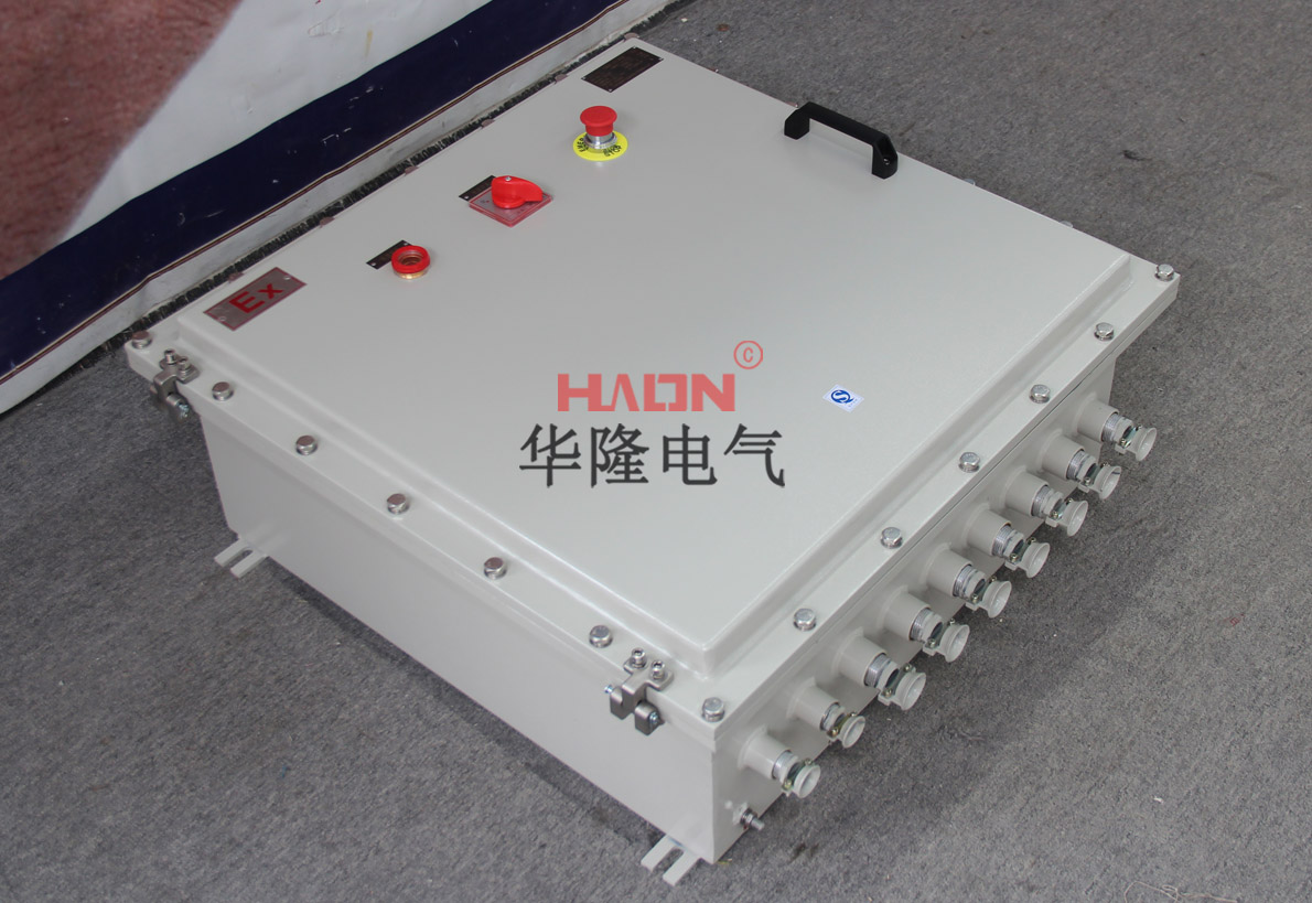 华隆电气设备配电柜厂家介绍防爆控制箱的特征